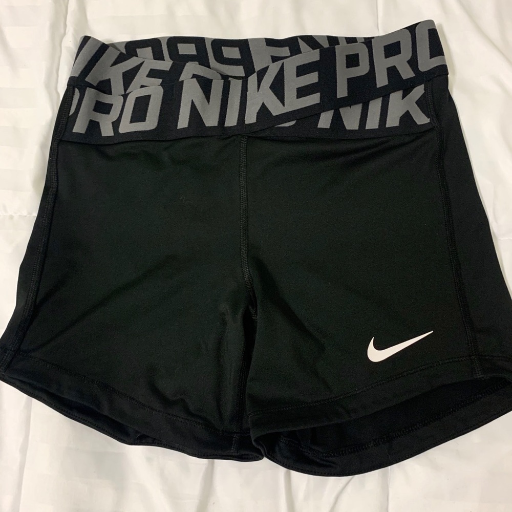 Women’s Nike Pro Dri Fit Shorts